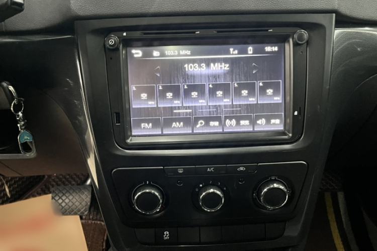 Used Skoda Yeti 2017 TSI280 DSG Advanced Edition Interior 3