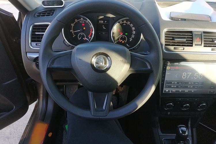 Used Skoda Yeti 2017 TSI280 DSG Advanced Edition Steering Wheel
