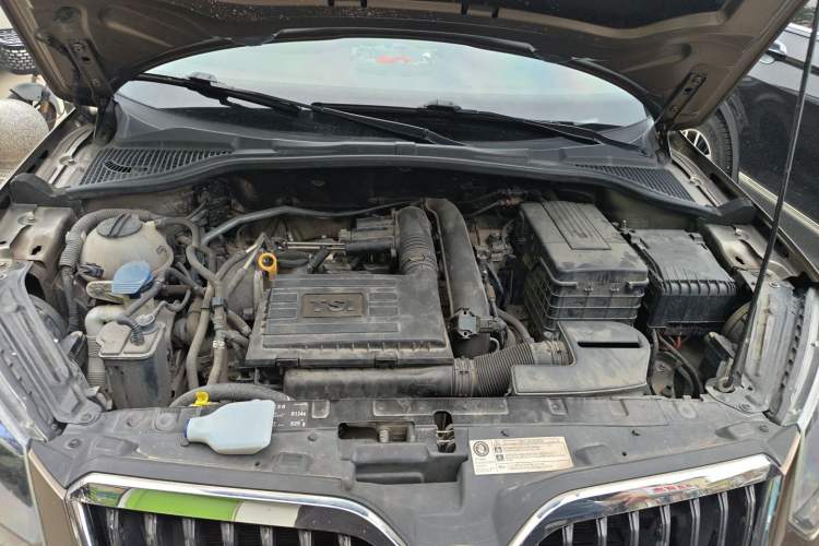 Used Skoda Yeti 2017 TSI280 DSG Advanced Edition Engine Bay