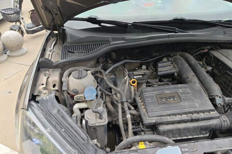Used Skoda Yeti 2017 TSI280 DSG Advanced Edition Engine Bay Right