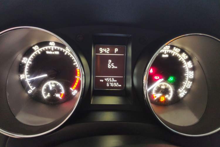 Used Skoda Yeti 2017 TSI280 DSG Advanced Edition Instrument Cluster
