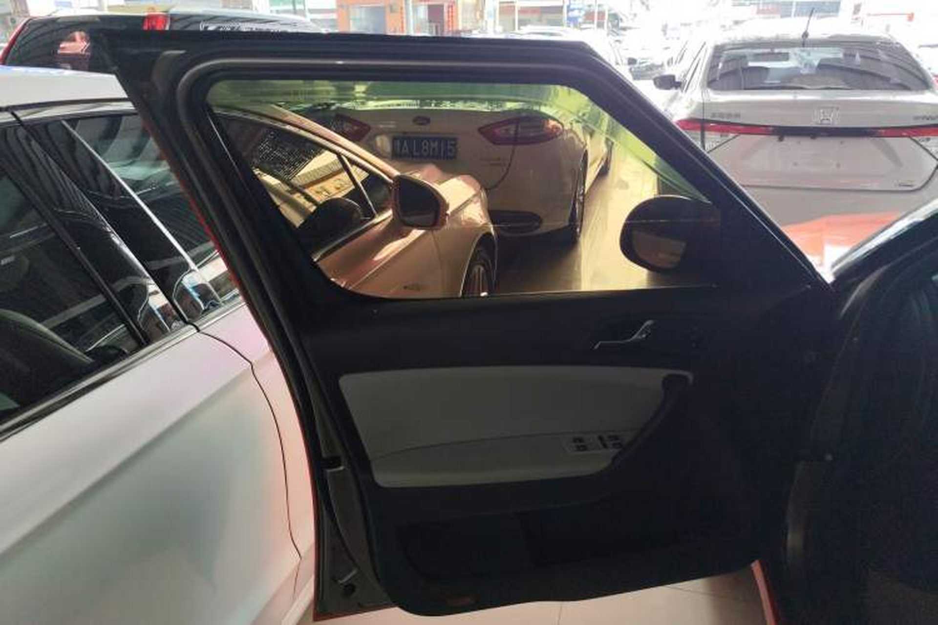 Used Skoda Yeti 2017 TSI280 DSG Advanced Edition Left Front Door Interior
