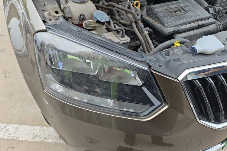 Used Skoda Yeti 2017 TSI280 DSG Advanced Edition Right Front Headlight