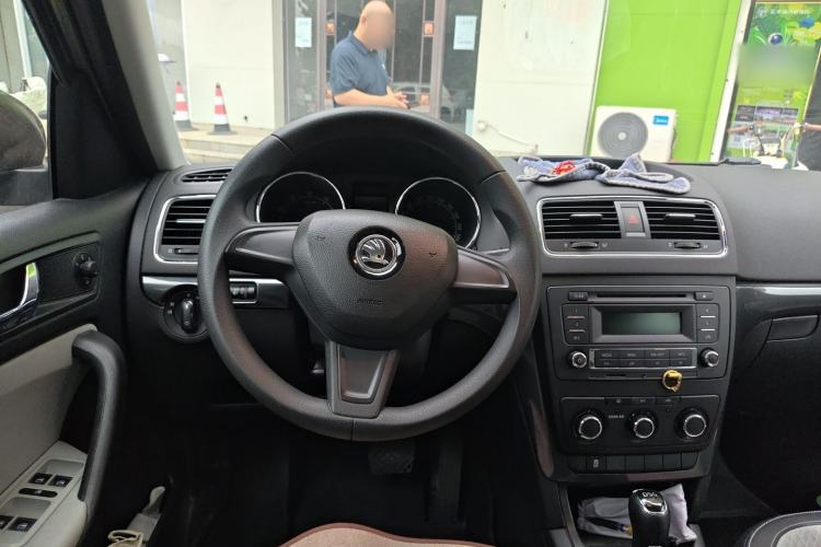 Used Skoda Yeti 2017 TSI280 DSG Advanced Edition Steering Wheel