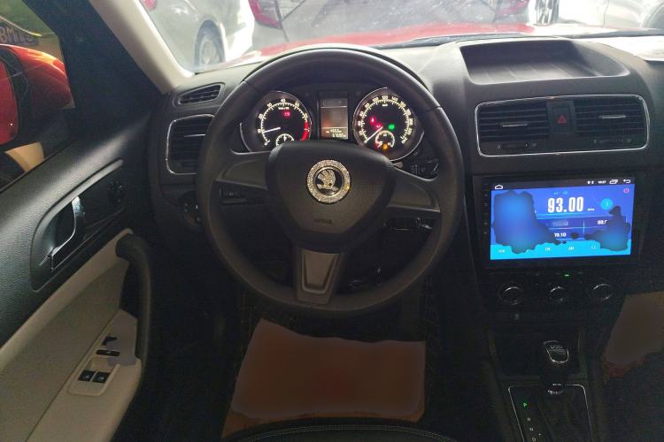 Used Skoda Yeti 2017 TSI280 DSG Advanced Edition Steering Wheel