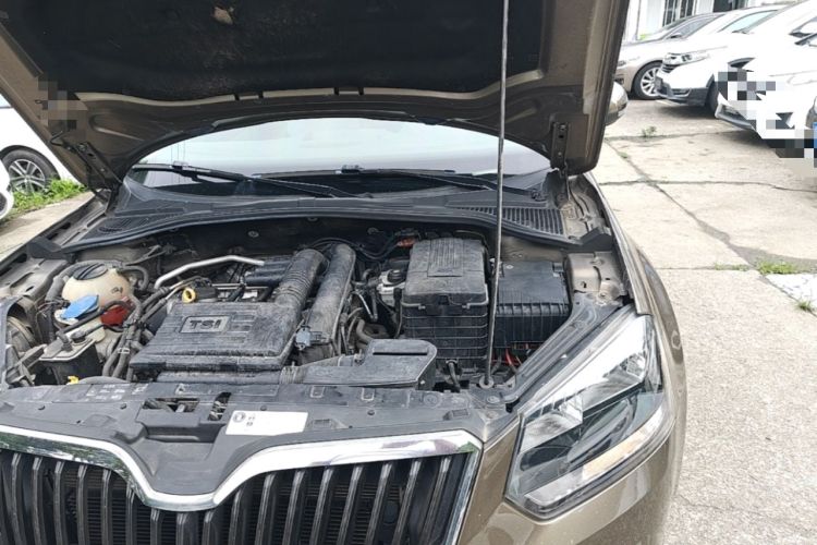 Used Skoda Yeti 2017 TSI280 DSG Advanced Edition Engine Bay Left