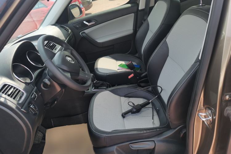 Used Skoda Yeti 2017 TSI280 DSG Advanced Edition Left Front Seat