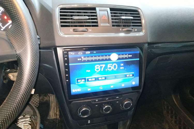 Used Skoda Yeti 2017 TSI280 DSG Advanced Edition Audio And AC Panel