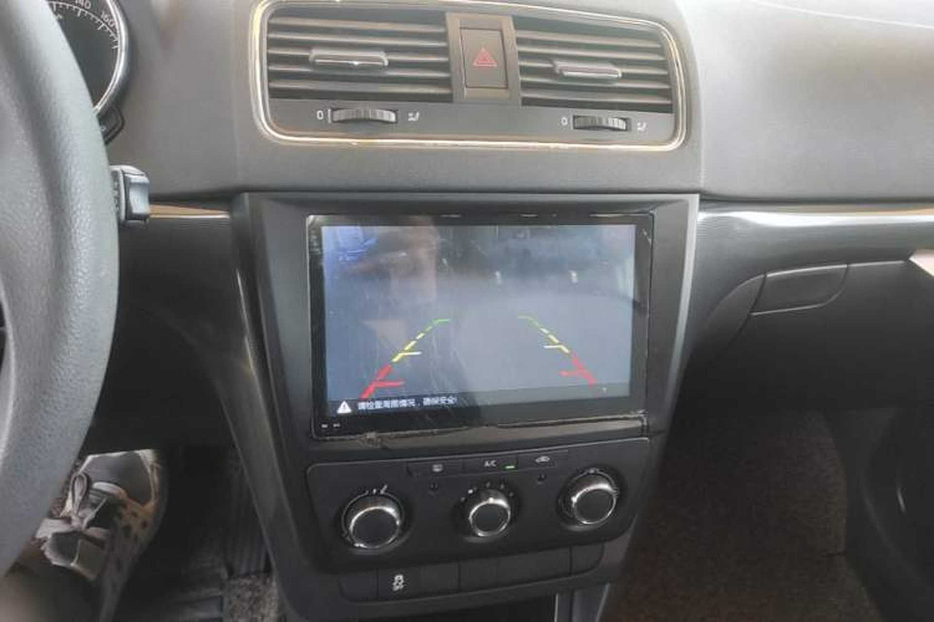 Used Skoda Yeti 2017 TSI280 DSG Advanced Edition Audio And AC Panel