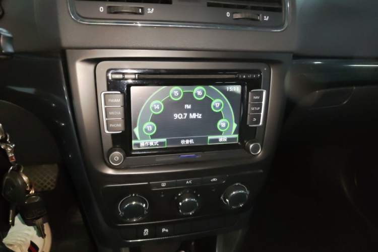 Used Skoda Yeti 2017 TSI280 DSG Advanced Edition Audio And AC Panel