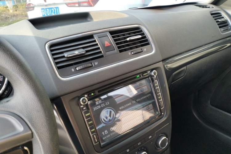 Used Skoda Yeti 2017 TSI280 DSG Advanced Edition Audio And AC Panel