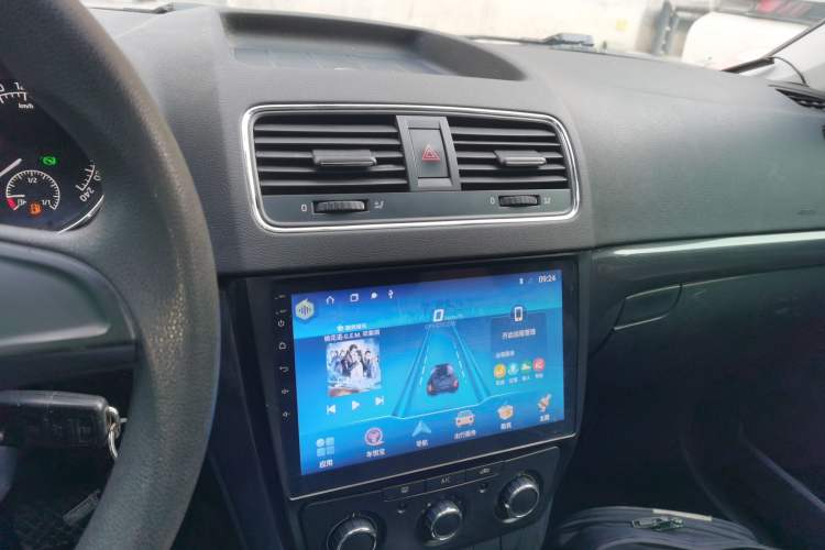Used Skoda Yeti 2017 TSI280 DSG Advanced Edition Audio And AC Panel
