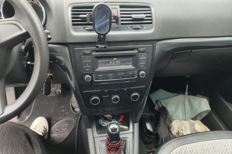 Used Skoda Yeti 2017 TSI280 DSG Car Enjoy Brothers Edition Audio And AC Panel