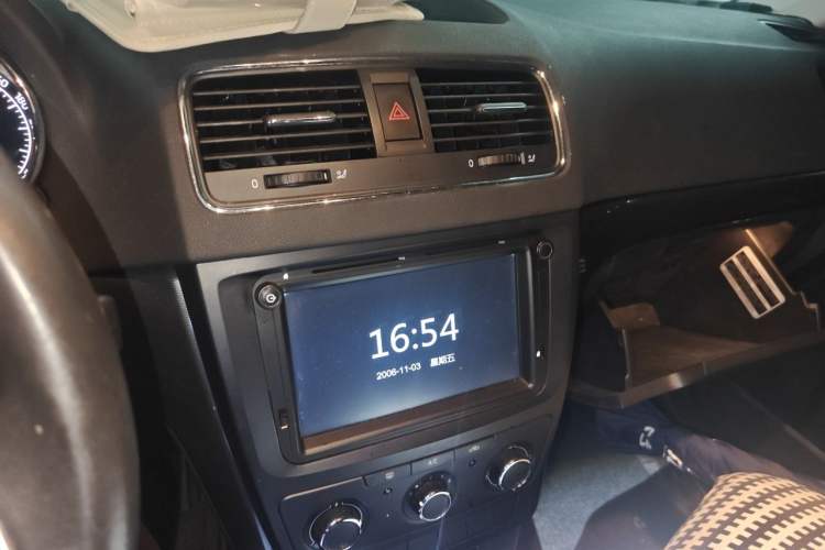 Used Skoda Yeti 2017 TSI280 DSG Car Enjoy Brothers Edition Audio And AC Panel