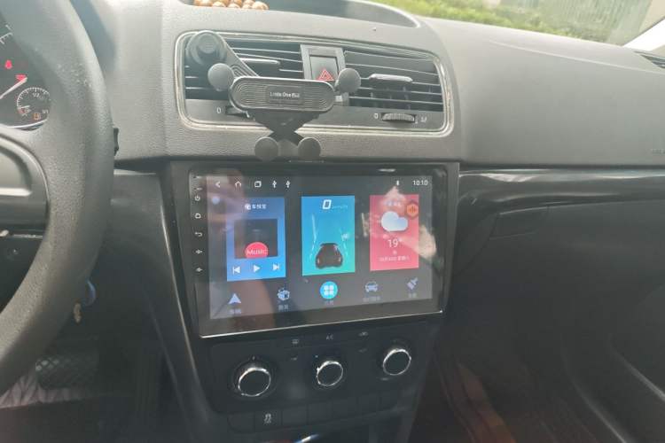 Used Skoda Yeti 2017 TSI280 DSG Advanced Edition Audio And AC Panel