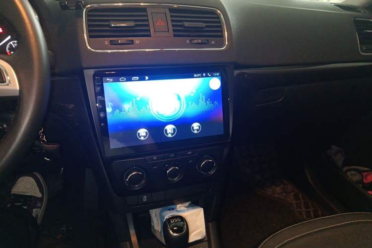 Used Skoda Yeti 2017 TSI280 DSG Car Enjoy Brothers Edition Audio And AC Panel
