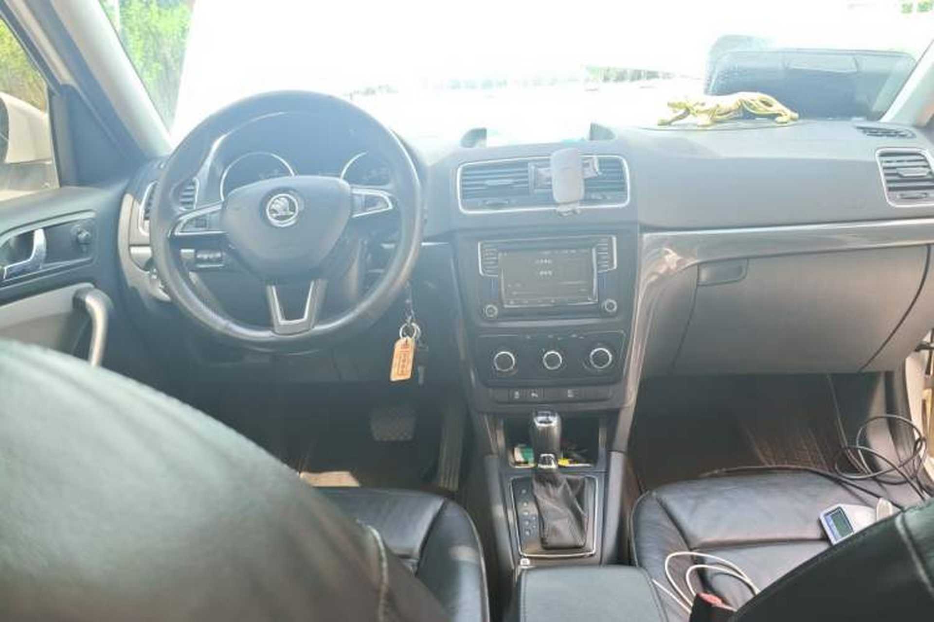 Used Skoda Yeti 2017 TSI280 DSG Advanced Edition Center Console