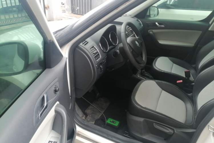Used Skoda Yeti 2017 TSI280 DSG Advanced Edition Driver Seat