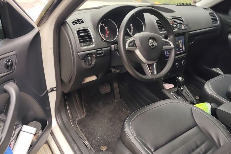 Used Skoda Yeti 2017 TSI280 DSG Car Enjoy Brothers Edition Driver Seat