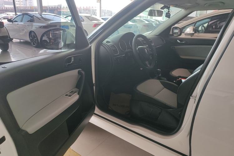 Used Skoda Yeti 2017 TSI280 DSG Advanced Edition Driver Seat