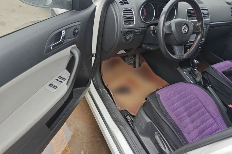 Used Skoda Yeti 2017 TSI280 DSG Advanced Edition Driver Seat