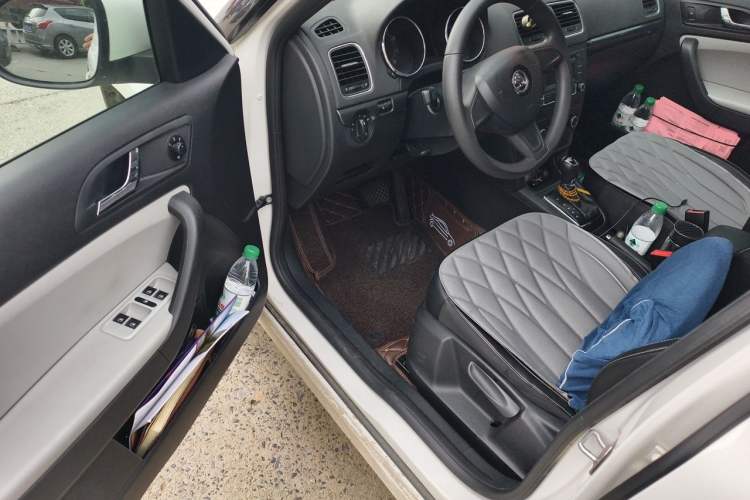 Used Skoda Yeti 2017 TSI280 DSG Advanced Edition Driver Seat
