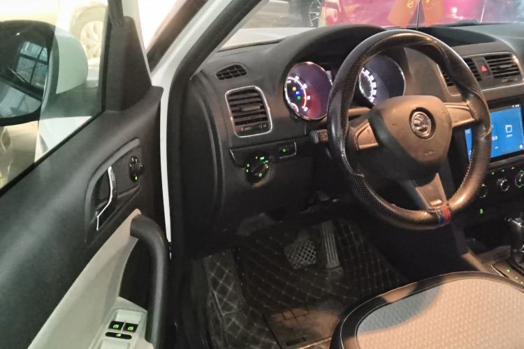 Used Skoda Yeti 2017 TSI280 DSG Advanced Edition Driver Seat