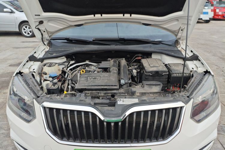 Used Skoda Yeti 2017 TSI280 DSG Advanced Edition Engine Bay