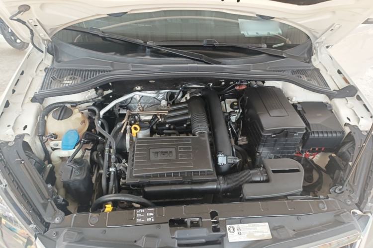 Used Skoda Yeti 2017 TSI280 DSG Advanced Edition Engine Bay