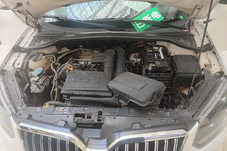 Used Skoda Yeti 2017 TSI280 DSG Advanced Edition Engine Bay