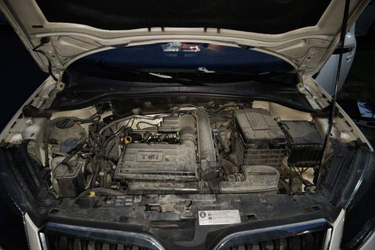 Used Skoda Yeti 2017 TSI280 DSG Car Enjoy Brothers Edition Engine Bay