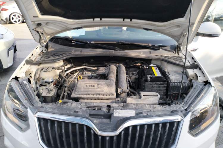 Used Skoda Yeti 2017 TSI280 DSG Advanced Edition Engine Bay