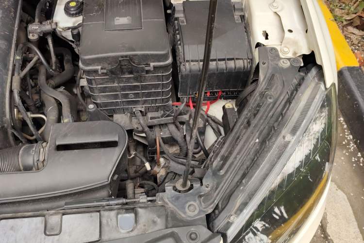 Used Skoda Yeti 2017 TSI280 DSG Car Enjoy Brothers Edition Engine Bay Left
