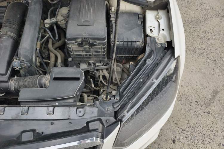 Used Skoda Yeti 2017 TSI280 DSG Advanced Edition Engine Bay Left