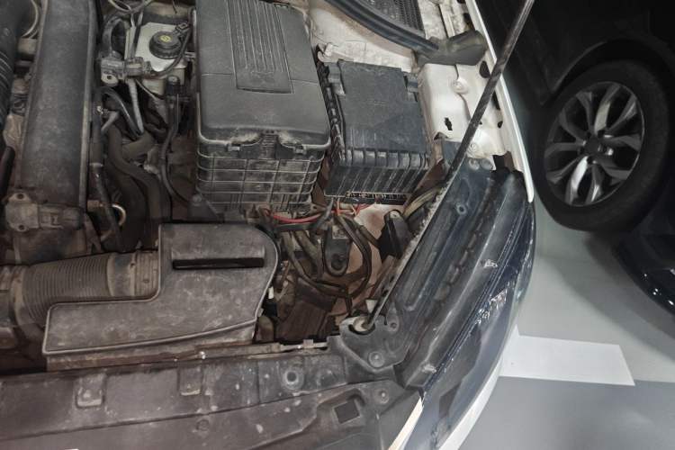 Used Skoda Yeti 2017 TSI280 DSG Car Enjoy Brothers Edition Engine Bay Left