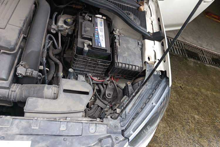Used Skoda Yeti 2017 TSI280 DSG Car Enjoy Brothers Edition Engine Bay Left