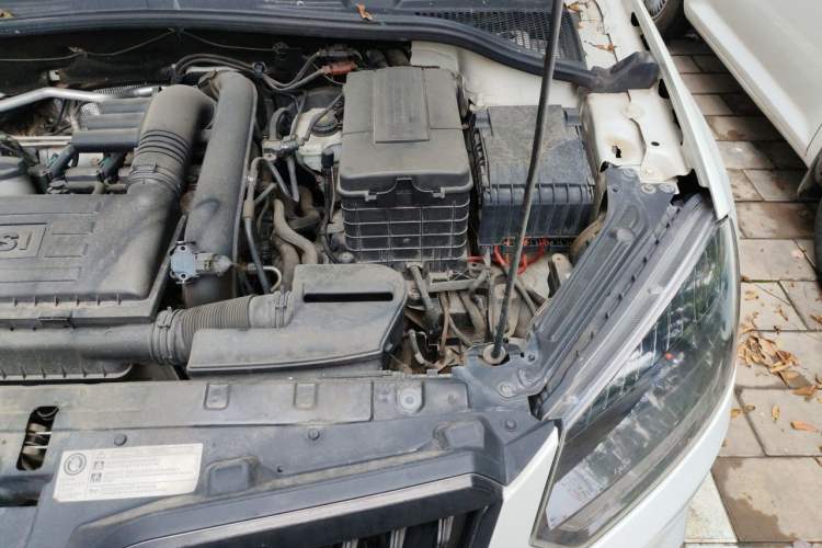 Used Skoda Yeti 2017 TSI280 DSG Advanced Edition Engine Bay Left