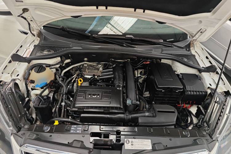 Used Skoda Yeti 2017 TSI280 DSG Car Enjoy Brothers Edition Engine Bay
