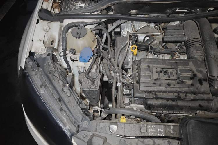 Used Skoda Yeti 2017 TSI280 DSG Advanced Edition Engine Bay Right
