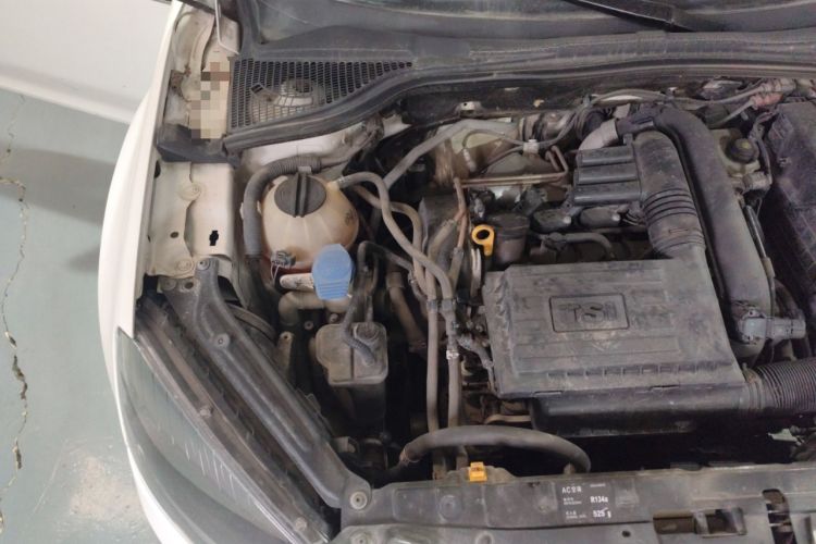 Used Skoda Yeti 2017 TSI280 DSG Innovation Edition Engine Bay Right
