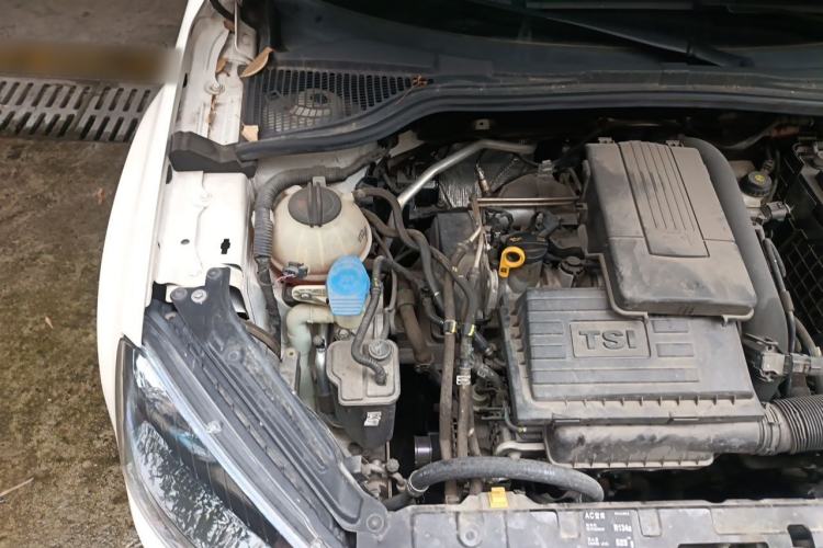 Used Skoda Yeti 2017 TSI280 DSG Car Enjoy Brothers Edition Engine Bay Right
