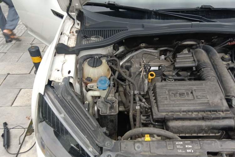 Used Skoda Yeti 2017 TSI280 DSG Advanced Edition Engine Bay Right