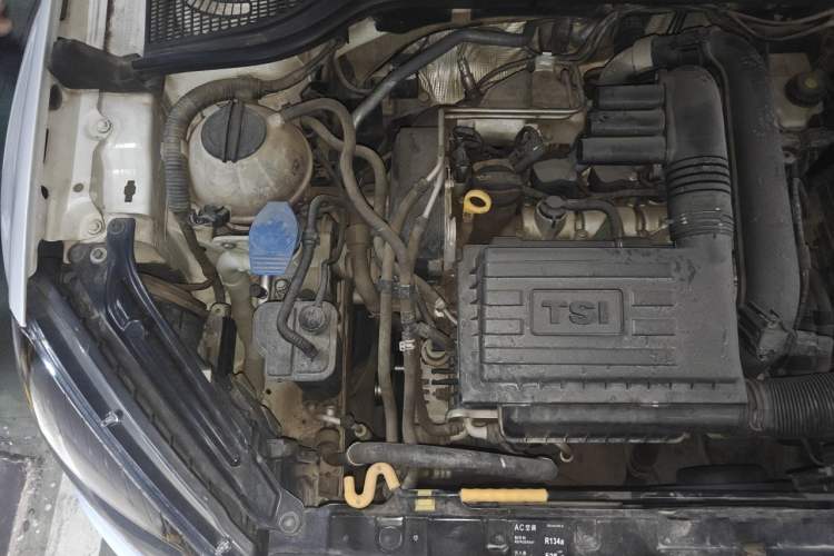 Used Skoda Yeti 2017 TSI280 DSG Advanced Edition Engine Bay Right