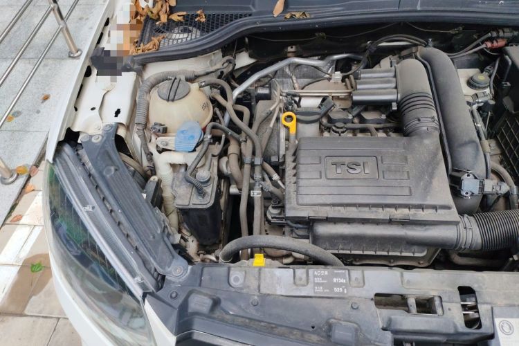 Used Skoda Yeti 2017 TSI280 DSG Advanced Edition Engine Bay Right