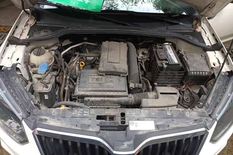 Used Skoda Yeti 2017 TSI280 DSG Car Enjoy Brothers Edition Engine Bay