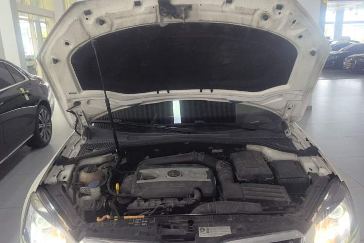 Used Skoda Yeti 2017 TSI300 DSG Luxury Edition Engine Bay