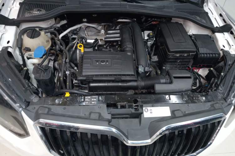 Used Skoda Yeti 2017 TSI280 DSG Advanced Edition Engine Bay