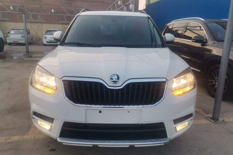 Used Skoda Yeti 2017 TSI280 DSG Car Enjoy Brothers Edition Exterior 1