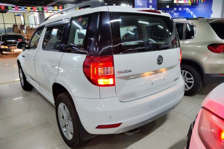Used Skoda Yeti 2017 TSI280 DSG Advanced Edition Exterior 2
