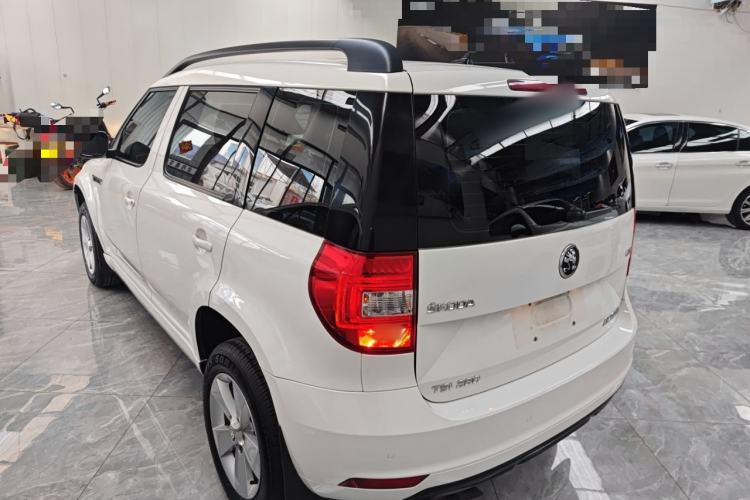 Used Skoda Yeti 2017 TSI280 DSG Car Enjoy Brothers Edition Exterior 2